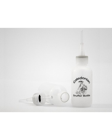 Caledonian Snuffer bottle